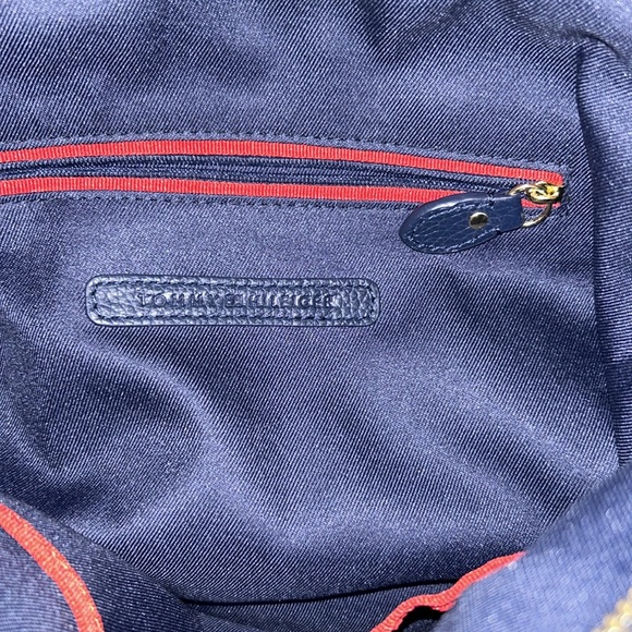 Tommy Hilfiger purse - Picture 8 of 9